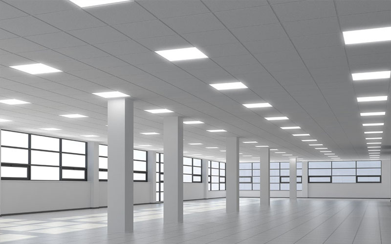 Tấm thạch cao thả giúp che đi những đường nét thô trên trần nhà